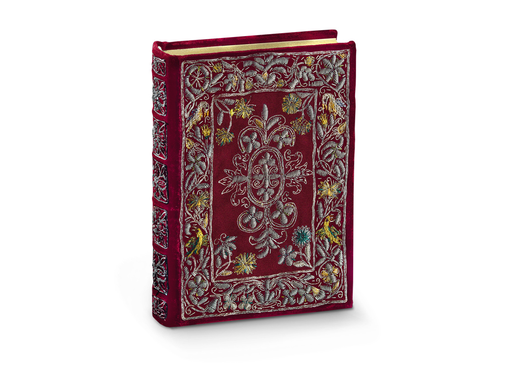 Flämisches Stundenbuch der Maria von Medici, Samteinband mit Silber- und Seidenstickerei